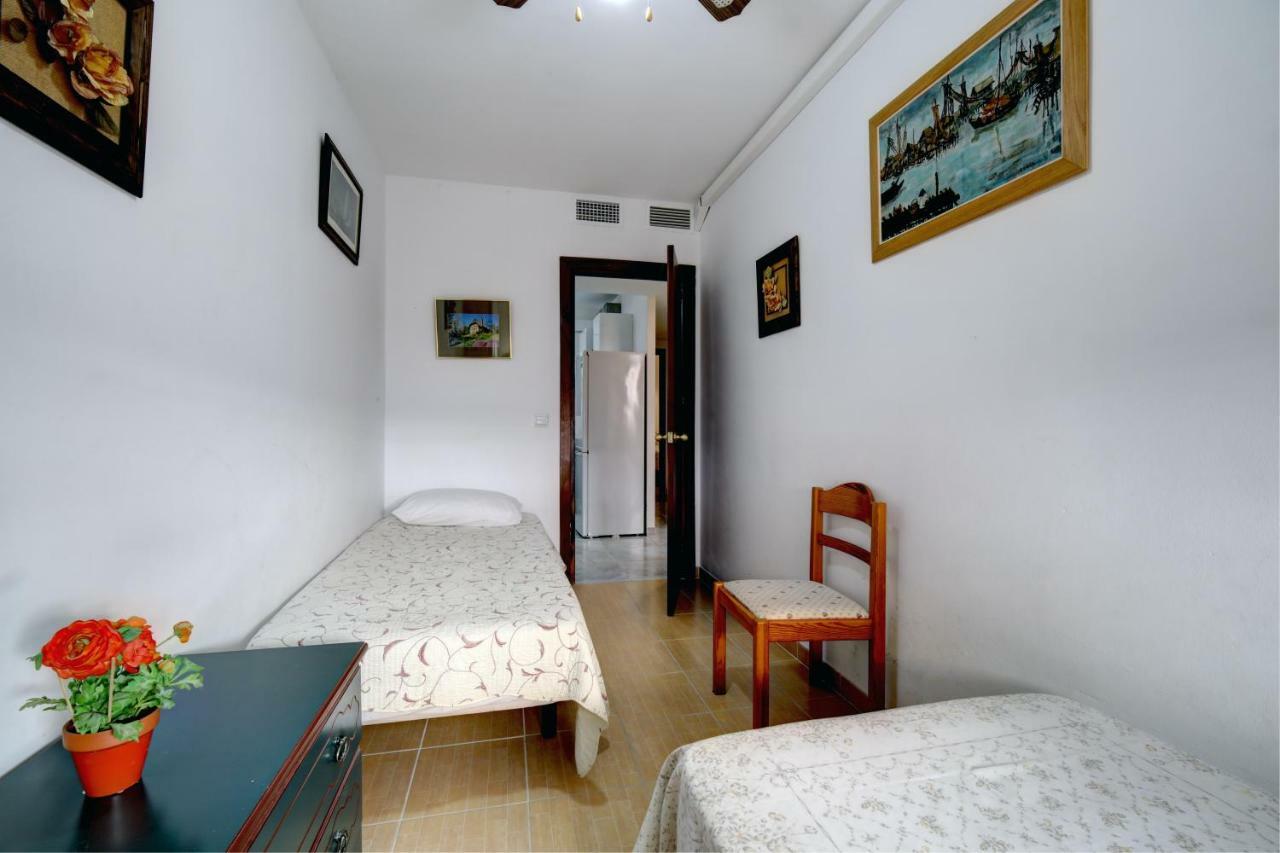Victoria Apartment เอสเตโปนา ภายนอก รูปภาพ
